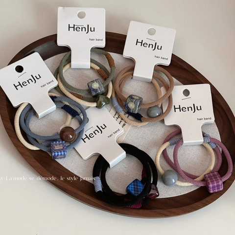 Élastiques à Cheveux à Haute Élasticité de Style Coréen pour Femmes Filles Scrunchies avec Perles Carrées à Carreaux et Perles Rondes Accessoires de Coiffure