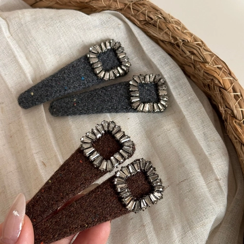 Vintage Korean Style Square Rhinestone Woolen Fabric Hair Clip For Women Autumn Winter BB Side Clip Hair Accessories