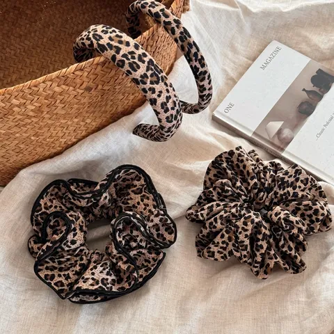 Vintage Leopard Print Hair Scrunchies And Headbands For Women Fashion Fabric Large Hair Ties Retro Hair Accessories Daily