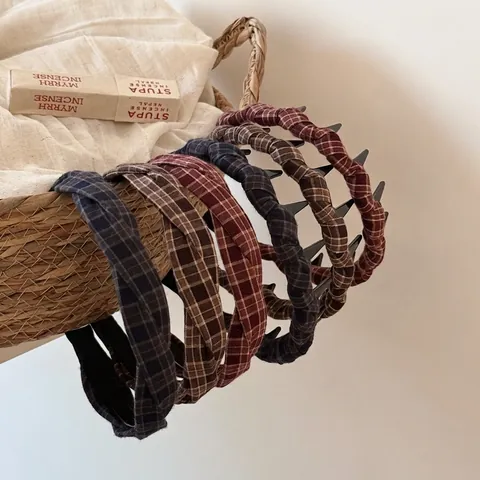 Korean Style Retro Plaid Fabric Wrapped Plastic Headband With Anti-Slip Teeth Elegant Grid Twist Hair Band For Women Accessories