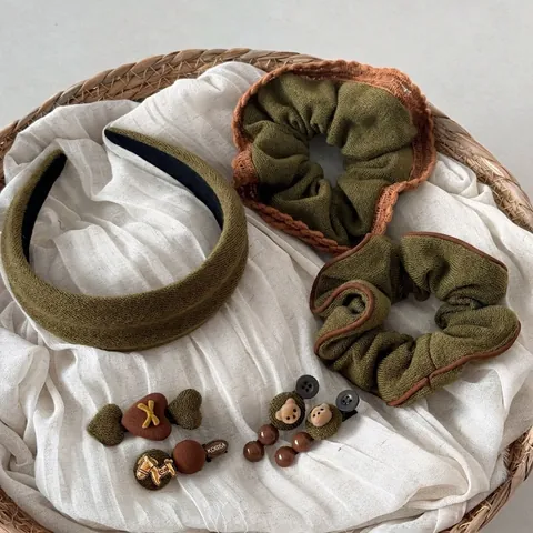 Koreanische Stil Süße Stoff Haarspange Bär Herz Haargummi Vintage Grün Braun Scrunchie Stirnband Haarschmuck Für Damen
