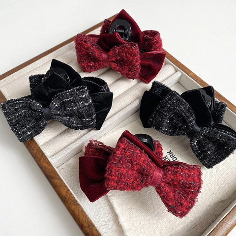 French Style Tweed Velvet Bow Hair Claw Clip Elegant Autumn Winter Hair Accessories Large Bowknot Shark Clip Headwear For Women