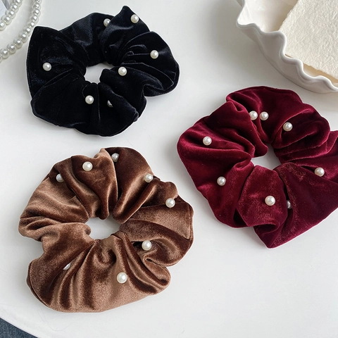 Vintage Velvet Artificial Pearl Scrunchies Large Elegant Hair Ties Solid Color Elastic Hair Bands For Women Daily Fashion Accessories
