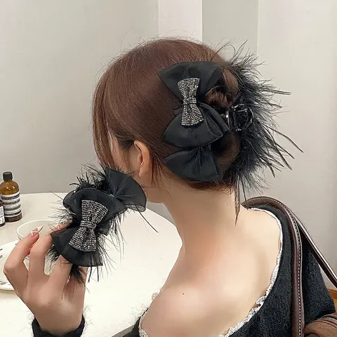 Molletta per Capelli Vintage a Fiocco con Piume di Struzzo Nere per Donna Strass Elegante Grande Fermaglio per Autunno Inverno