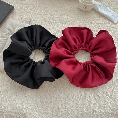 Large Satin Ruched Scrunchie Solid Color Pleated Elastic Hair Tie Elegant Ponytail Holder Fashion Hair Accessories For Women
