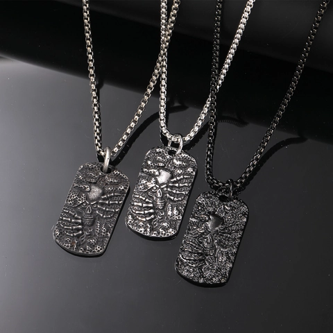 Vintage Punk Skull Relief Titanium Steel Pendant Necklace For Men Gothic Skeleton Dog Tag Necklace Rock Style Hip Hop Jewelry
