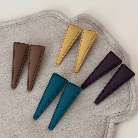 Minimalist Matte Triangle Hair Clip For Women Retro Alloy Duckbill Clip Simple Side Hairpin Fashion Headwear Accessories