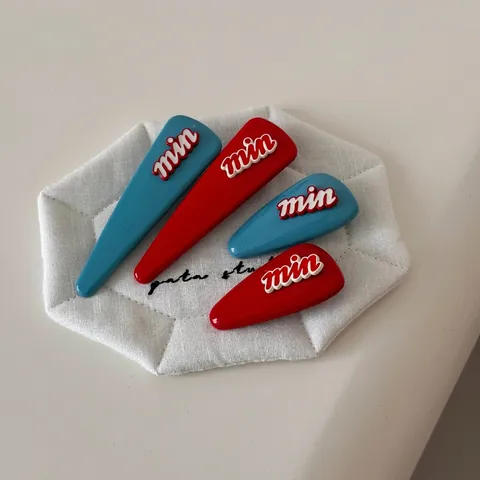 Koreaanse Stijl Rood Blauw Letter Haarclip Legering Hars Zoete Geometrische Haarnaald Dagelijkse Haaraccessoires voor Dames