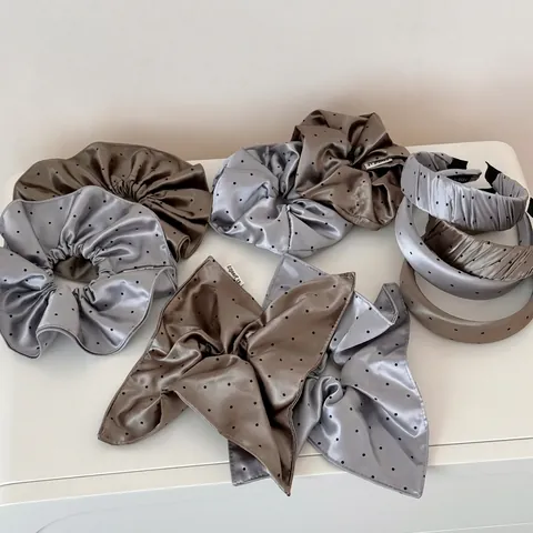 Scrunchie Francese in Raso Lucido a Pois Grande Fiocco Corda per Capelli Fascia Elastica Cerchietto Imbottito Donna Accessori per Capelli