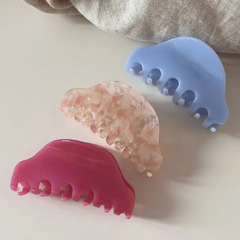Haarklammer aus Zelluloseacetat Halbkreis Fächerförmig Minimalistisch Elegant Hai Haarnadel Damen Daily Haar Accessoires
