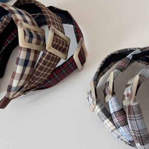Vintage Plaid Fabric Wide Headband With Large Square Resin Buckle Academic Style Retro Hair Band For Women Girls Fashion Hair Accessory