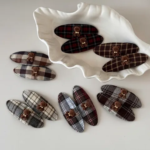 Fermaglio per Capelli Coreano in Tessuto Plaid con Orsetto di Peluche Floccato Fermaglio per Frangia Ovale Accessori per Capelli da Donna