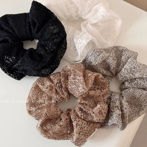 Women Minimalist Mesh Lace Scrunchies Elastic Large Hair Ties Elegant Solid Color Soft Pleated Hair Accessories For Daily Styling