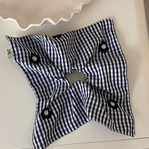 Chouchou Large de Style Coréen Vichy Noir et Blanc Avec Patchs de Fleurs en Tissu pour Femmes Filles Accessoires Cheveux