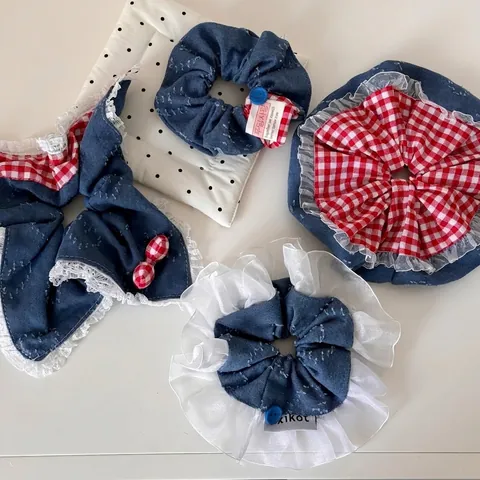 Vintage Denim Quadri Rossi Scrunchie Con Bordo in Pizzo Bottone Decorazione Stile Coreano Elastico per Capelli per Donne Ragazze