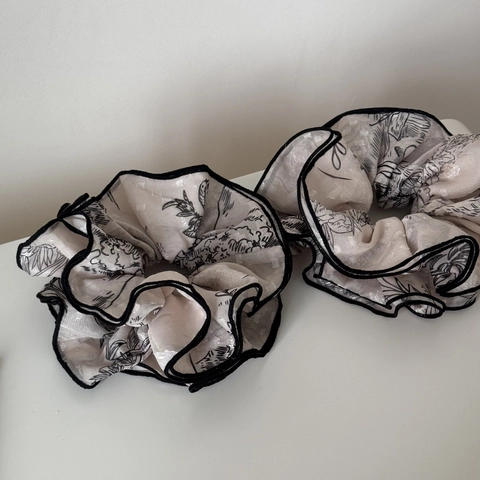 New Chinese Style Large Hair Scrunchies For Women Botanical Floral Pattern Fabric Elastic Hair Ties Retro Contrast Edge Hair Band Accessories