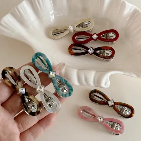 Fermaglio per Capelli a Fiocco in Acetato di Cellulosa Stile Coreano Elegante Vintage Simbolo Infinito Clip Strass Gioielli