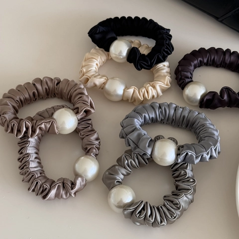 Coletero de Satén Elegante Con Perla Artificial Grande Color Sólido Plisado Alta Elasticidad Goma de Pelo Para Mujer