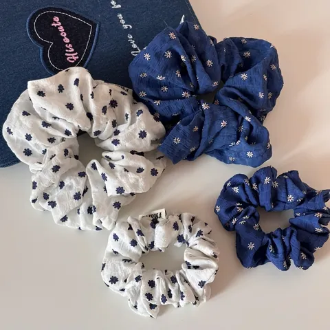 Coleteros de Tela Floral Azul Marino Vintage Dulce Patrón de Margarita Elásticos para el Cabello Bandas para el Pelo Grandes Pequeñas Accesorios para Mujer