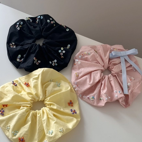 Handgemaakte Gekleurde Kralen Bloem Scrunchies Hoog Elastisch Stoffen Grote Haarringen Zoete Haaraccessoires Voor Dames