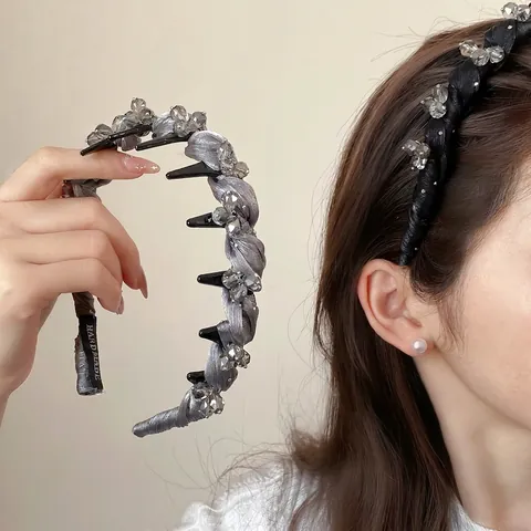 Lussuosa Fascia Intrecciata in Garza con Strass per Donna Fascia Imbottita Torta con Denti Interni Cerchietto per Capelli per Sommità Alta