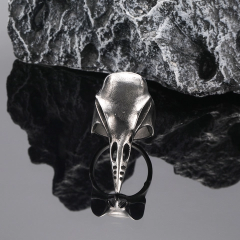Bague Crâne d'Oiseau Gothique en Acier Titane Rétro Punk Rock Biker pour Hommes Finition Vieillie Bijoux Uniques Cadeau