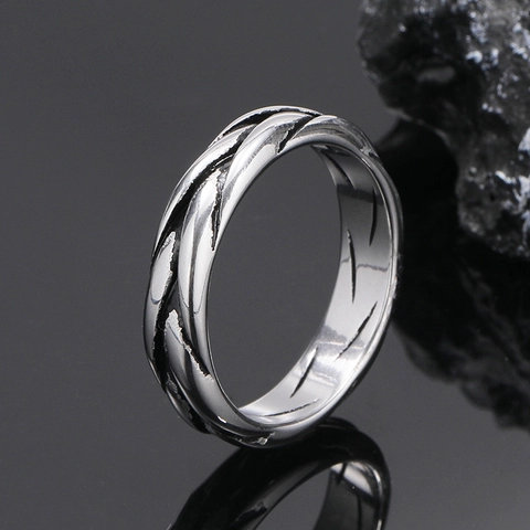 Anello Intrecciato in Acciaio al Titanio Vintage per Uomo Retro Punk Stile Industriale Anello Geometrico Gioielli Moda Regalo