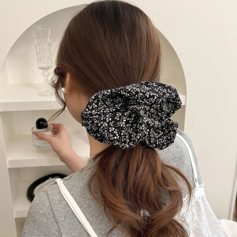Women Floral Fabric Large Scrunchie Korean Style Black White Flower Print Elastic Hair Band Handmade Oversized Ruffled Jewelry