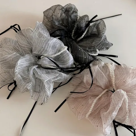 Eleganti Elastici Per Capelli Con Fiocco e Perle Artificiali Organza Pieghettata Fatti a Mano Per Donna