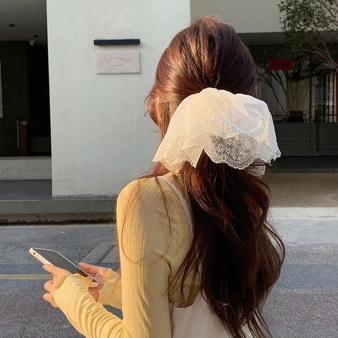 French Vintage Large Lace Scrunchie Elegant Floral Embroidery Hair Tie Oversized Ruffles Hair Rope Accessory For Women