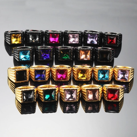 Anello da Uomo in Acciaio al Titanio con Strass Quadrato Stile Industriale Oro Nero Placcato Gioielli Geometrici Dominanti Regalo