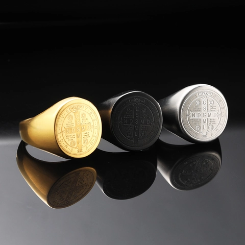Saint Benedict Medal Signet Ring For Men Retro Stainless Steel Religious Cross Pattern Punk Hip Hop Jewelry Finger Ring