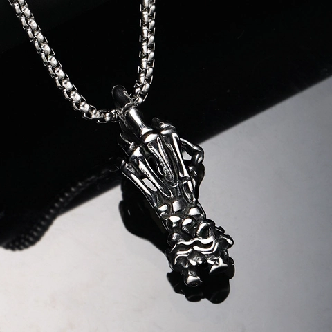Collar de Colgante de Mano de Calavera con Dedo Medio de Acero Inoxidable Vintage Punk Joyería de Hueso de Calavera Retro