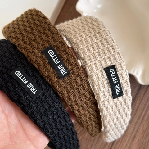 Women Knitted Wide Headband Solid Color Letter Patch Hair Hoop Autumn Winter Headwear Casual Soft Fashion Hair Accessories