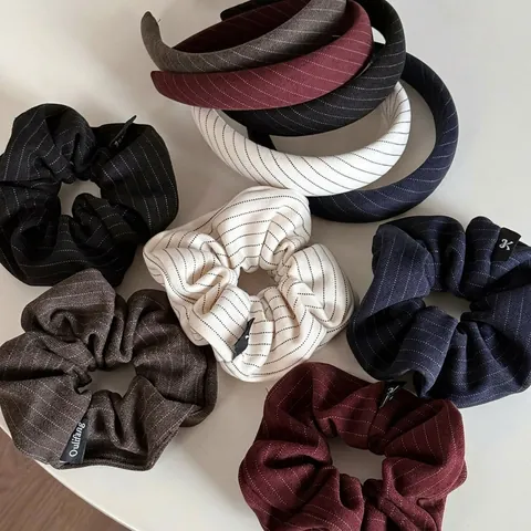 Ensemble de Chouchous en Tissu à Rayures et Serre-têtes Rembourrés pour Femmes Style Coréen Minimaliste Accessoires Cheveux