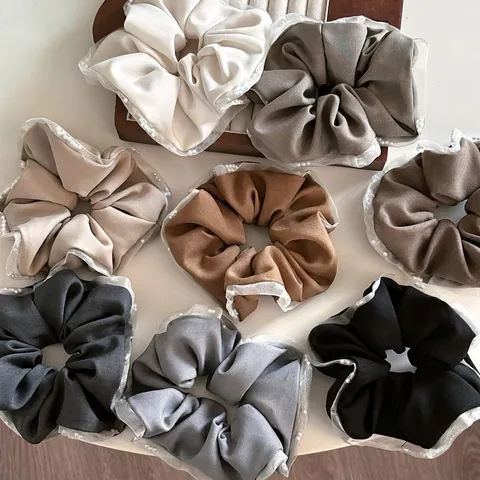 Elegante Scrunchie in Rete con Bordo in Perle Artificiali Grande Elastico per Capelli Plissettato in Tessuto Accessori per Capelli Donna