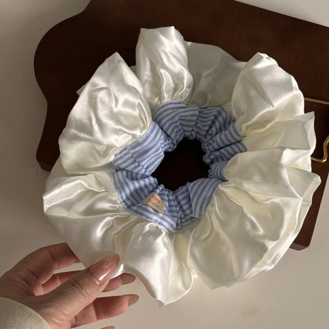 Übergroßer Satin Spitzen Haargummi Balletcore Blau Gestreiftes Haarband Handgemachtes Label Süße Prinzessin Haarschmuck Für Damen
