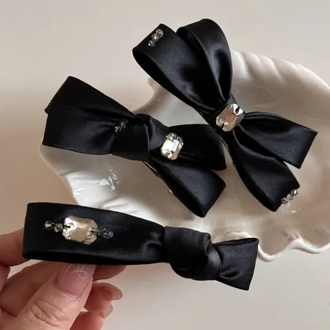 Fermaglio per Capelli in Raso Nero con Fiocco e Strass Stile Francese Molla per Donna Accessori Eleganti per lo Styling