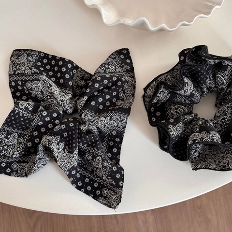 Vintage Paisley Floral Print Large Scrunchies Pleated Fabric Hair Ties Korean Style Elastic Hair Bands For Women Girls