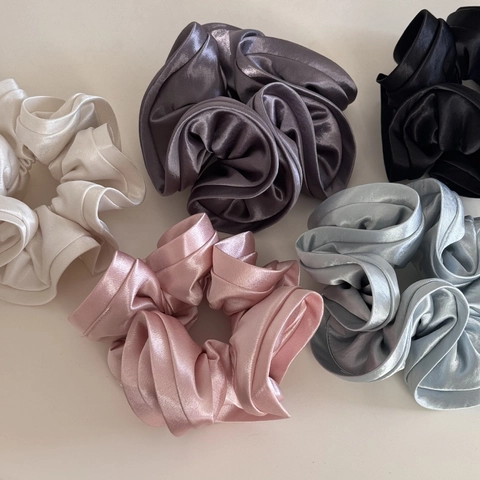 Elegante Coletero De Satén Perla Artificialdo Con Volantes Para Mujer Banda Elástica Para El Cabello Grande Sujetador De Cola De Caballo Extragrande Color Sólido Estilo Coreano