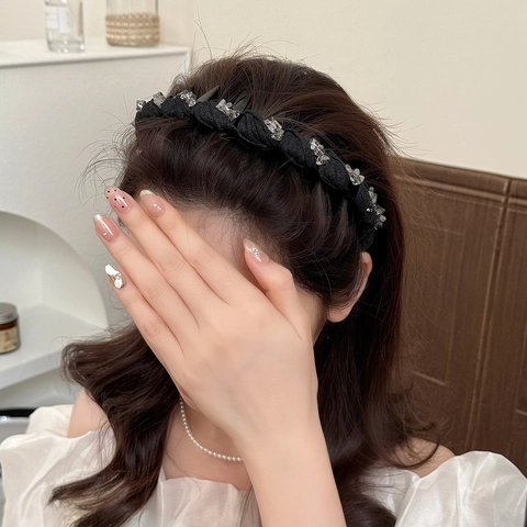 Damen Schwarz Gedrehter Stoff Haarreif Luxus Strass Punk Nieten Haarband Elegant High Cranium Prinzessin Haarschmuck Mode