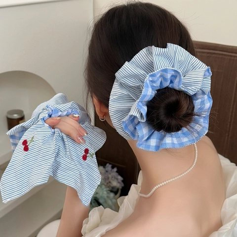 Chouchous Patchwork à Carreaux et Rayures avec Broderie Cerise Style Coréen Grands Élastiques en Tissu pour Femmes Quotidien