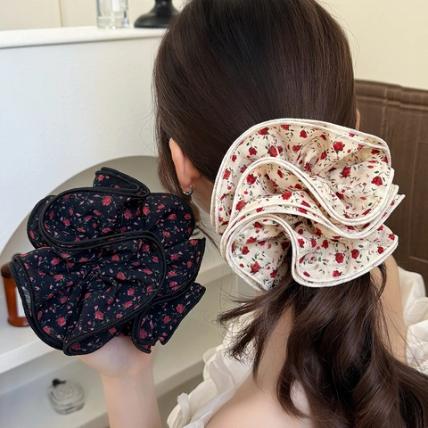 Chouchous en Tissu Oversize Vintage Français avec Imprimé Floral de Rose Volants Multi-Couches Bandeaux Élastiques Chic pour Femmes