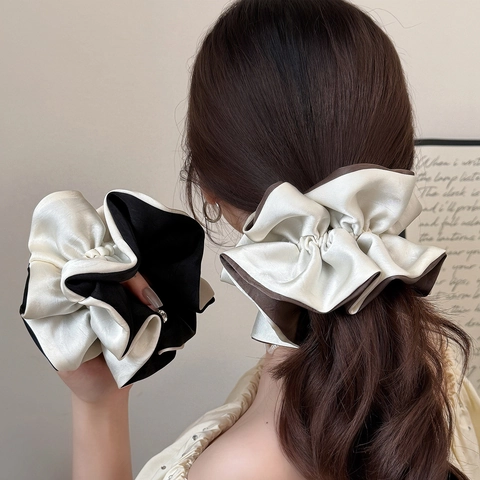 Französischer Stil Übergroßes Satin Haargummi Farbkombination Plissee Wolken Haargummi Elastisches Haarband Damen Haarschmuck