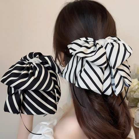 Elegant Large Bow Hair Clip Zebra Striped Fabric Hair Claw With Artificial Pearl Decoration Fashion Ponytail Clip For Women