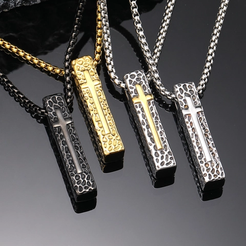Collana con Ciondolo a Pilastro a Croce Cava in Acciaio al Titanio Hip Hop per Uomo Gioielli in Stile Street in Acciaio Inossidabile con Trama Martellata