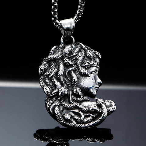 Collar con Colgante en Relieve de Cabeza de Medusa Retro para Hombres Mujeres Mitología Griega Pelo de Serpiente Joyas de Acero