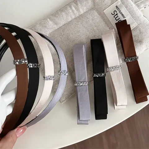 Élégante Barrette à Cheveux Nœud en Tissu Satiné Serre-tête en Strass Style Coréen Accessoires de Cheveux pour Femmes
