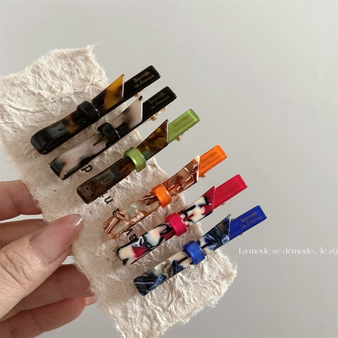Pince à Cheveux en Acétate de Style Français pour Femmes Motif Marbre Écaille de Tortue Pince Bec de Canard Barrette Géométrique Élégante Accessoires de Coiffure