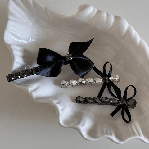 Elegante Fermaglio per Capelli con Fiocco in Strass Tessuto di Raso Lega Forcina a Becco d'Anatra Accessori Capelli Donna